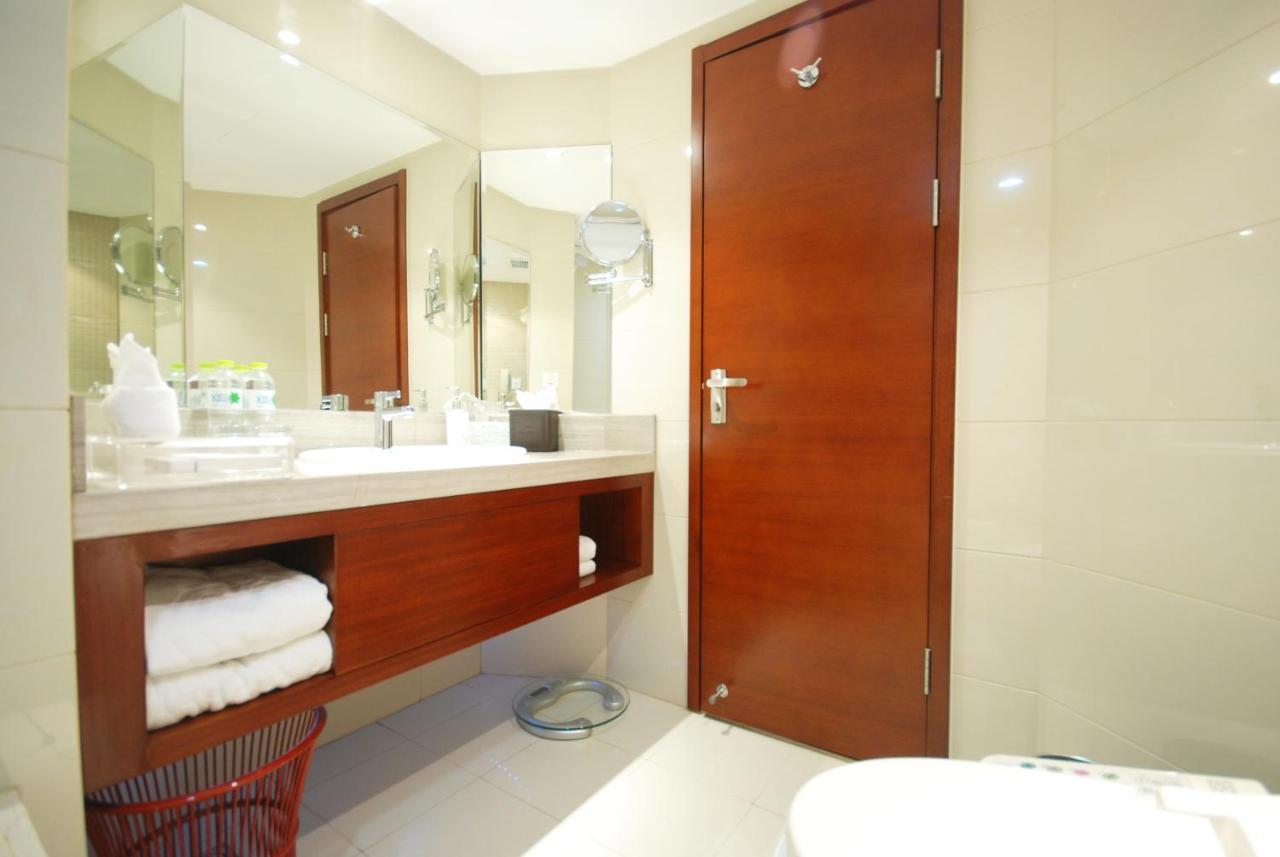 Wuxi Grand Hotel Exterior foto